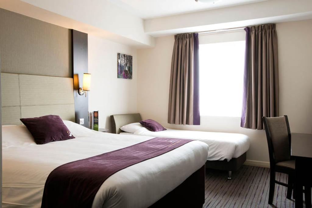 Premier Inn Inverness East Δωμάτιο φωτογραφία
