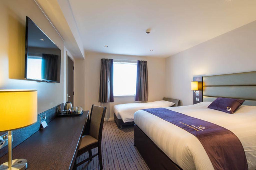 Premier Inn Inverness East Δωμάτιο φωτογραφία