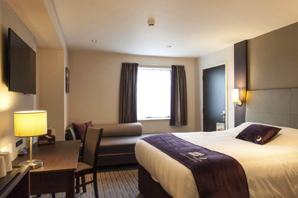 Premier Inn Inverness East Δωμάτιο φωτογραφία