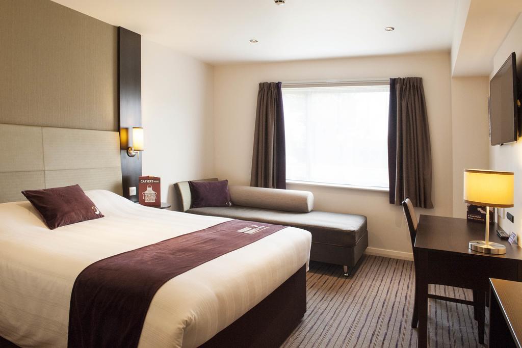 Premier Inn Inverness East Δωμάτιο φωτογραφία